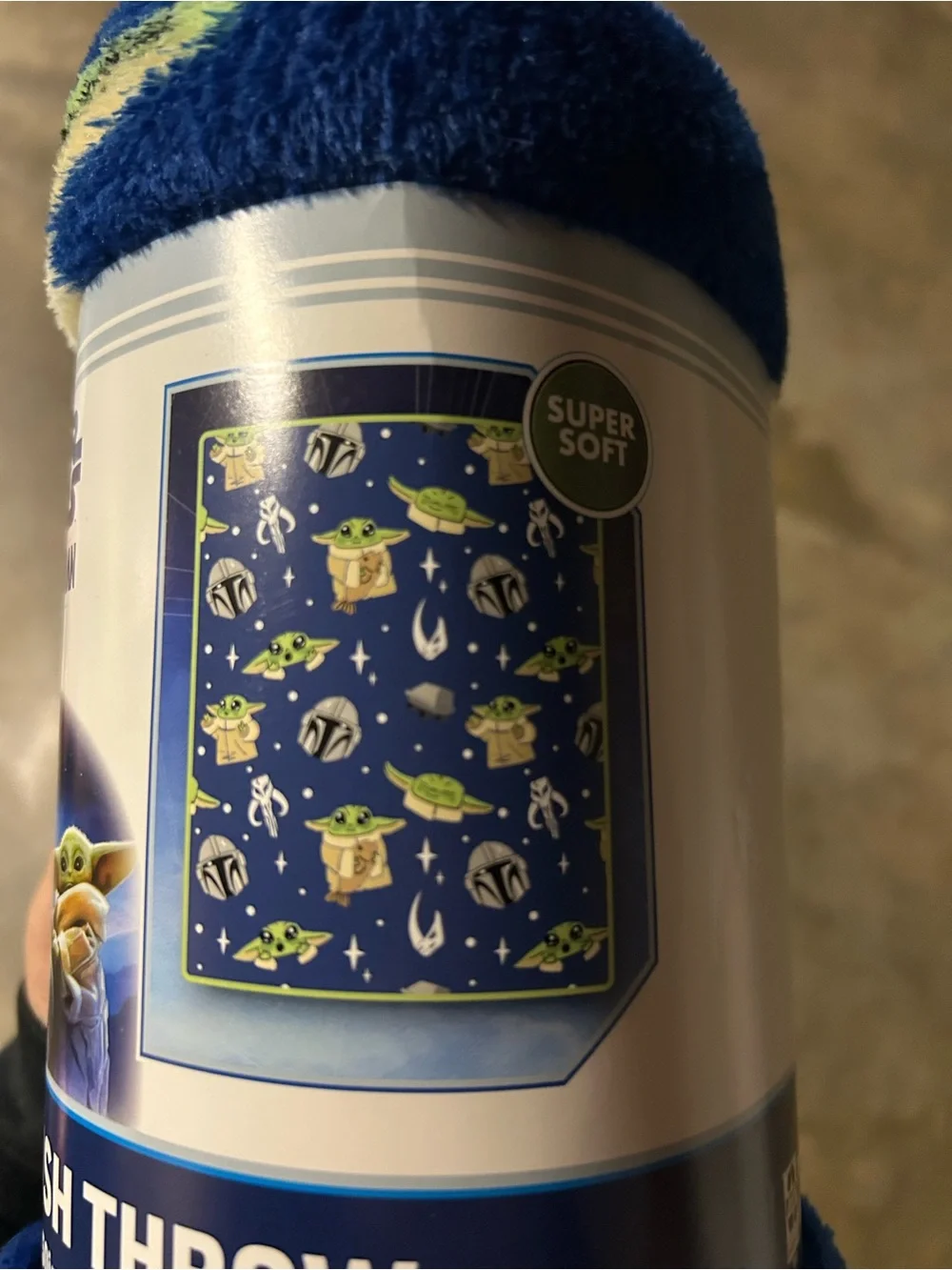 Star Wars Mandalorian & Grogu movie Plush Throw Blanket - limited edition